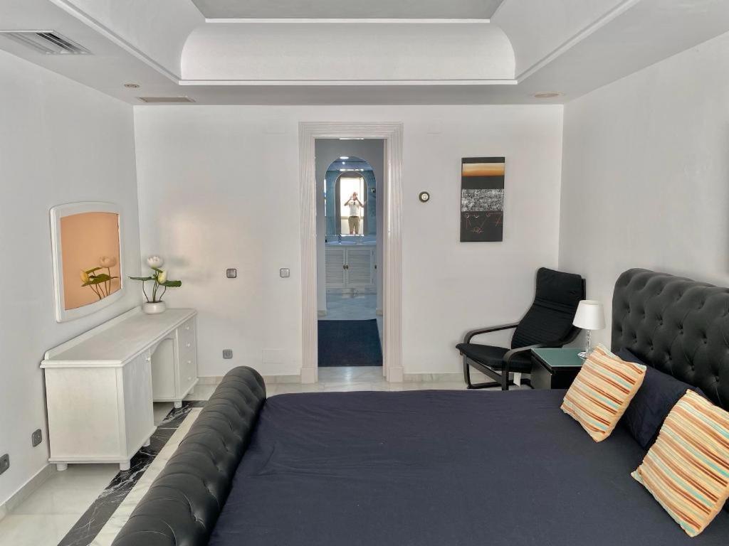 Appartement Frontline Sea In The Center Of Puerto Banus-beach *